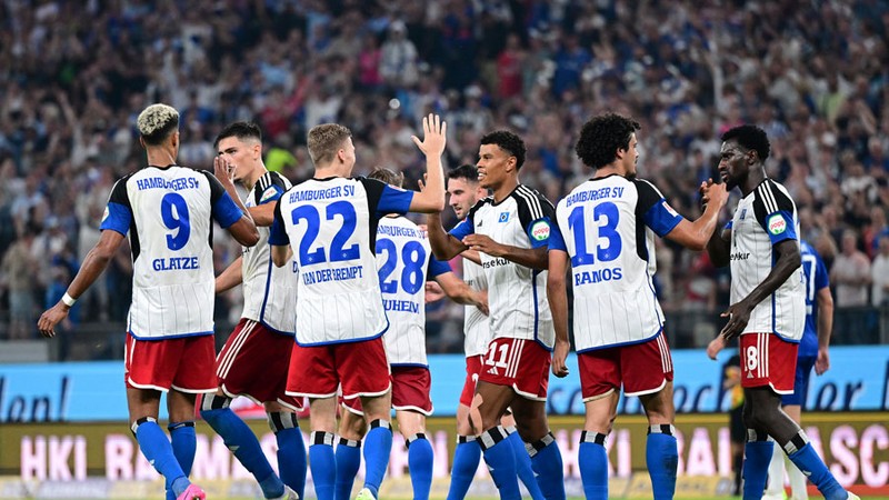 Mùa giải này thì Hamburger SV chơi tại giải hạng 2 Mùa giải này thì Hamburger SV chơi tại giải hạng 2