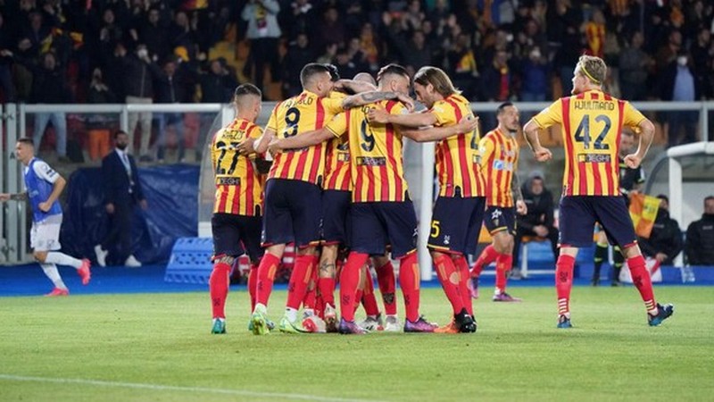 Sau khi bị xuống hạng từ Serie A, Lecce chơi rất ấn tượng