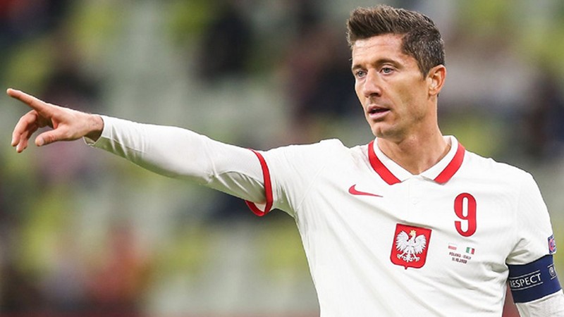 Lewandowski cũng được nhiều người biết đến với khả năng phi thường của mình Lewandowski cũng được nhiều người biết đến với khả năng phi thường của mình